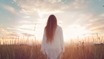 65+ Losing A Sister Quotes To Honor Her Memory