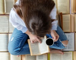 45+ Reading Quotes That Show the Magic of Words