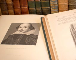 Shakespeare Quotes: 30 Best Lines on Life, Love, and Motivation