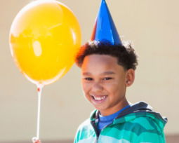 Feliz cumpleaños, sobrino querido: mensajes llenos de amor y orgullo