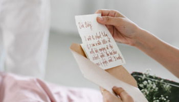 Cartas para enviar a un retiro espiritual que motivan a quien va a vivir esta experiencia