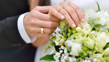 32 frases de bodas de porcelana para celebrar 20 años de amor