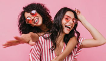 Frases de mejores amigas que celebran la complicidad y el cariño
