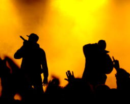 Las 41 mejores frases de rap llenas de fuerza