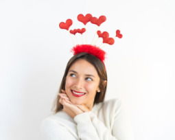 Indirectas de amor: 49 frases que provocan y enamoran