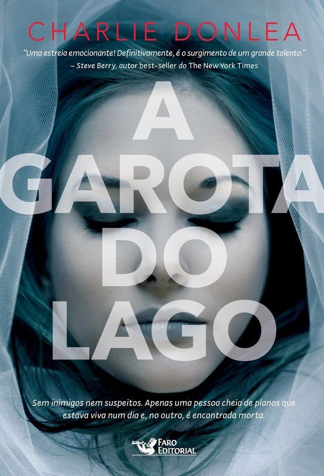 Capa do livro A Garota do Lago