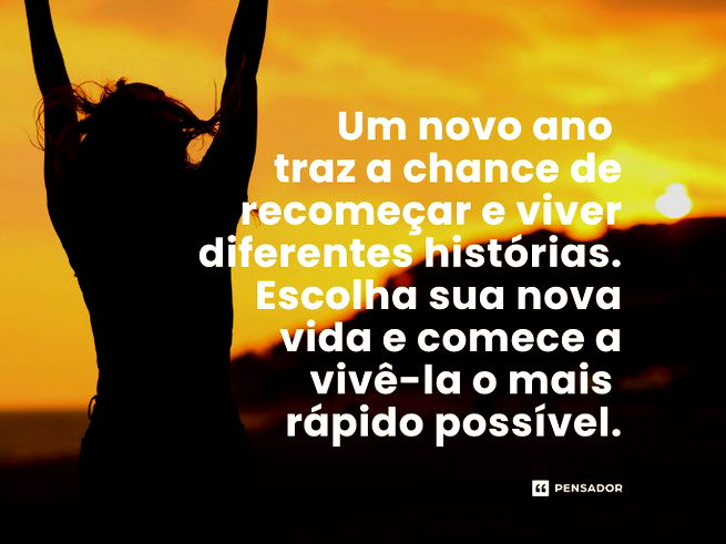 Mulher pulando e celebrando.